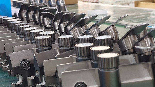 91免费大片视频衛浴：為何太空鋁花灑成家庭首選？